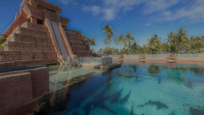Resort and turquoise water, Paradise Island